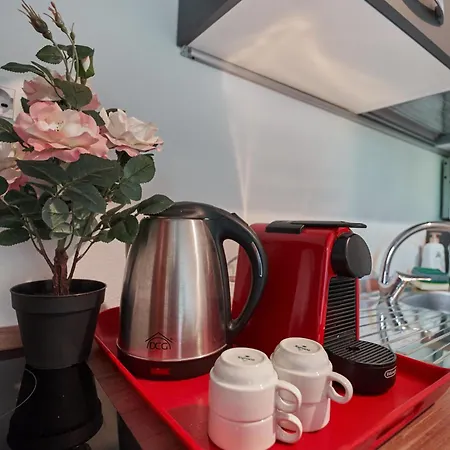 Edith's House Just 850 Meters From The Beach, 2 Bedrooms, 6 Beds, Air Conditioning, Private Outdoor Area 아파트 로시냐노 솔바이